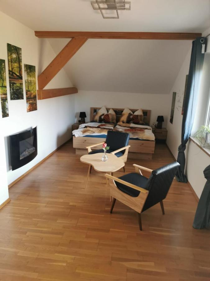 Homew4 - Apartment Sonnenschein Hoheneich エクステリア 写真